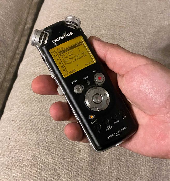 Reportofon Olympus LS-10 linear PCM recorder + card 4 Gb -profesional