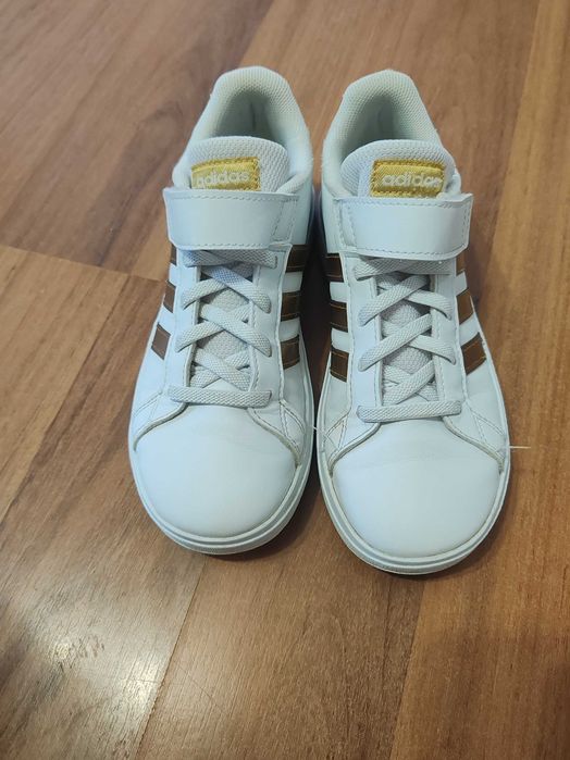 Детски маратонки Adidas размер 33