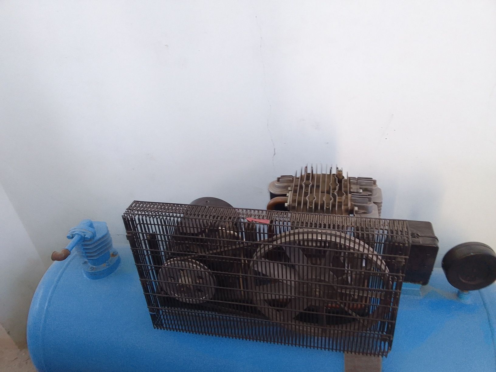 Компрессор 500 летр 4kv мотор 380V