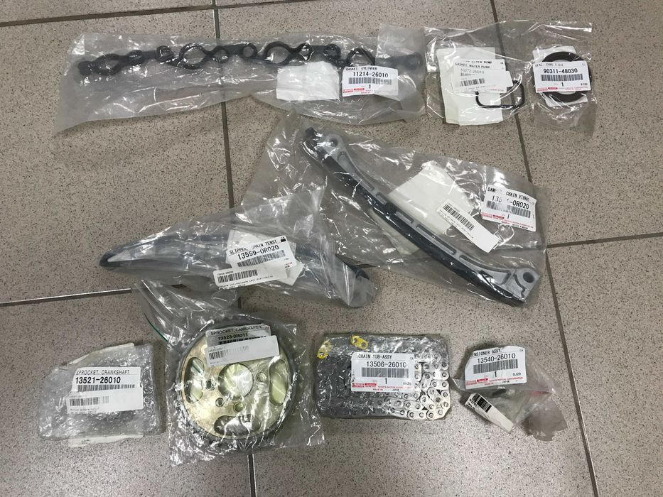 Ангренажна верига, плъзгачи и др., за Toyota 2,2 дизел (2AD-FHV), нови