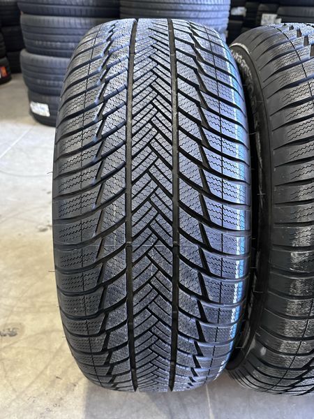 255/55/20 BRIDGESTONE RunFlat 4бр