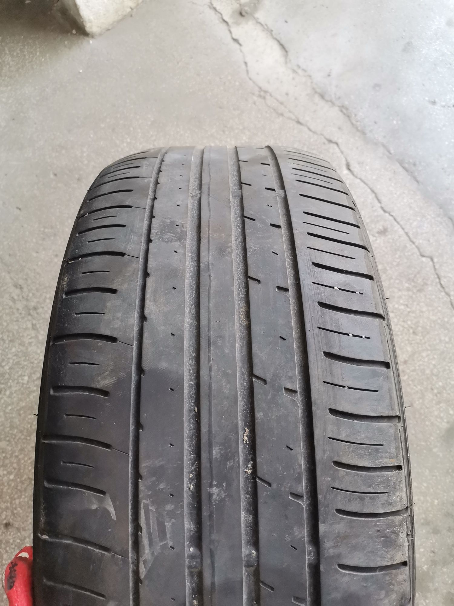 Anvelope vara Falken 225/45/r17