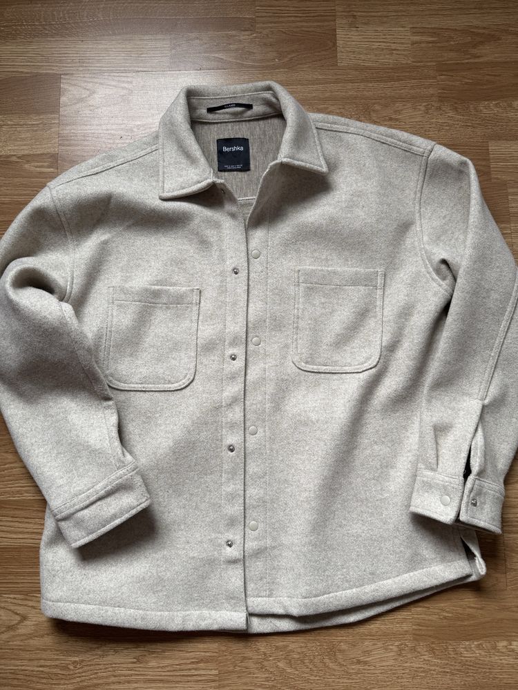 Преходно яке-риза Bershka