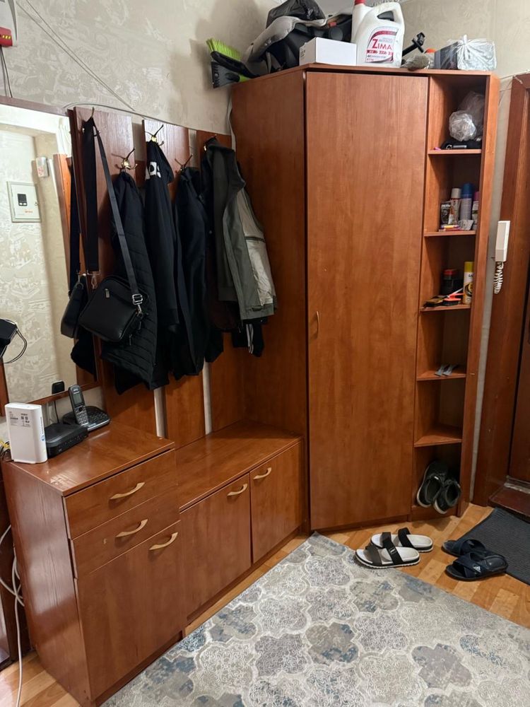 Продается двери и шкаф