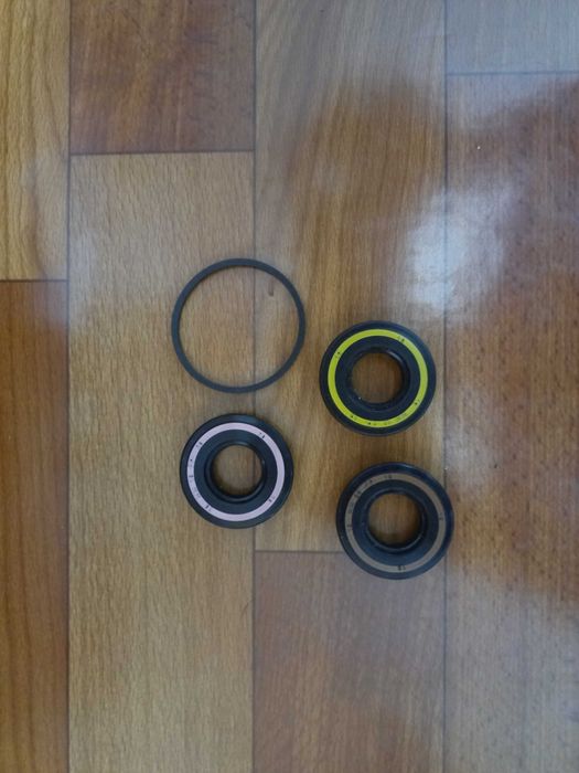 Уплотнения для фитингов и кег, коронки, защитные очки, диски