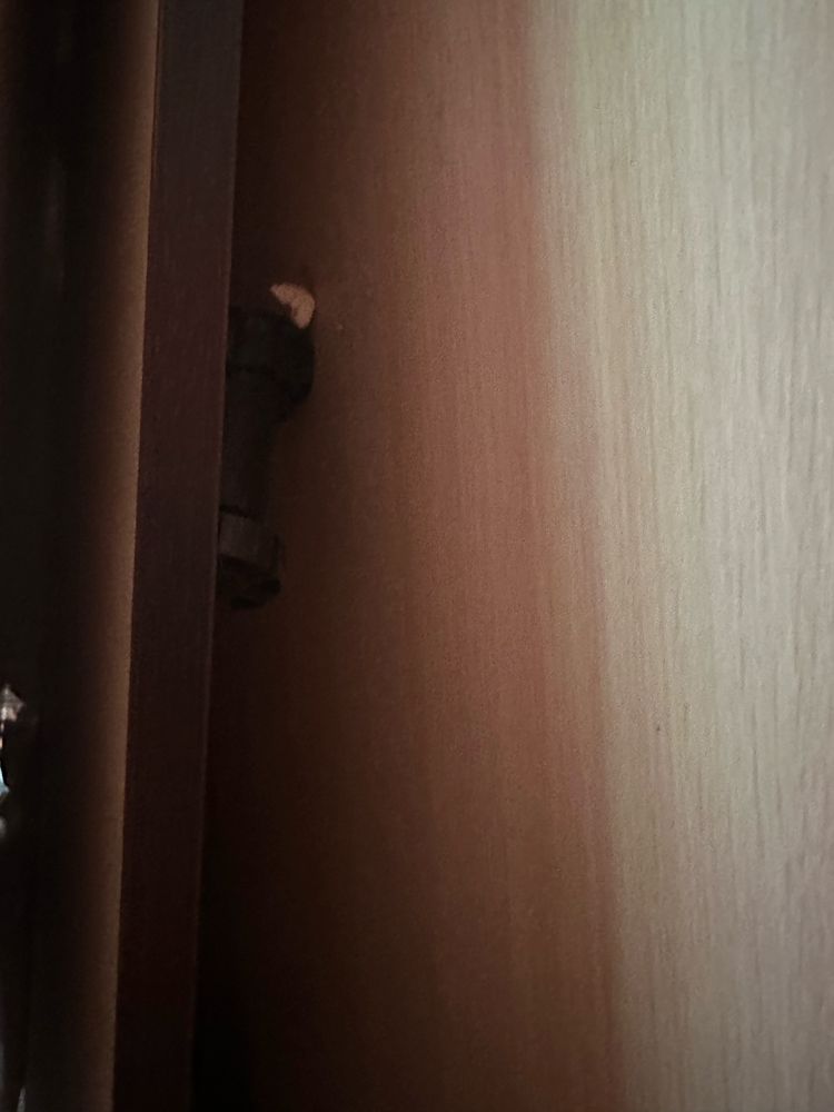 Продам шифоньер дешево