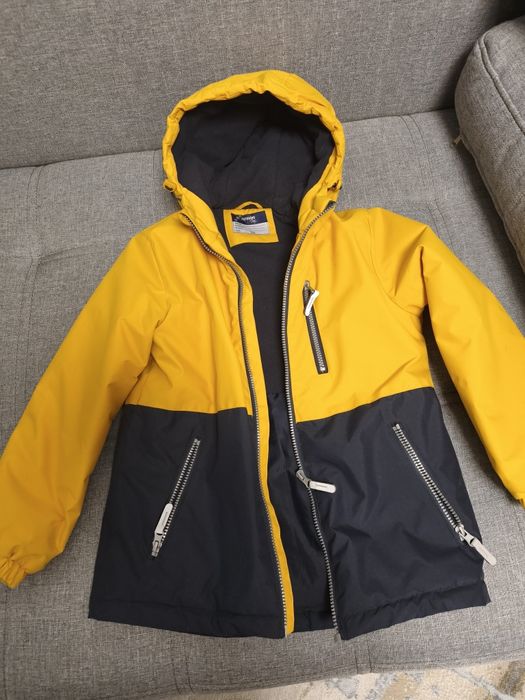 Куртки на мальчика