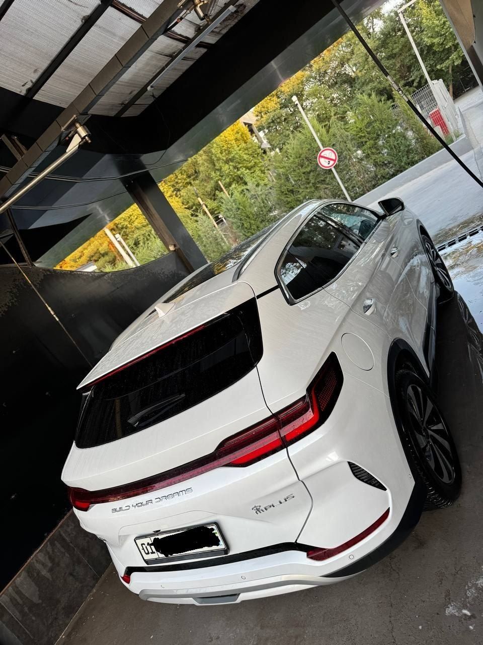 Byd champion 605km