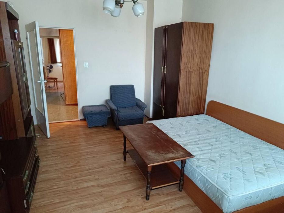 Дава се под наем Двустаен апартамент в Бургас, Меден рудник - зона Г - 60 кв.м за 204 € - Снимка #3