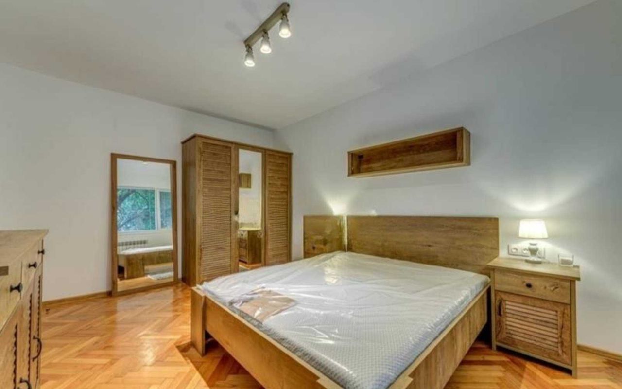 Дава се под наем Тристаен апартамент в София, Надежда 2 - 99 кв.м за 380 € - Снимка #3