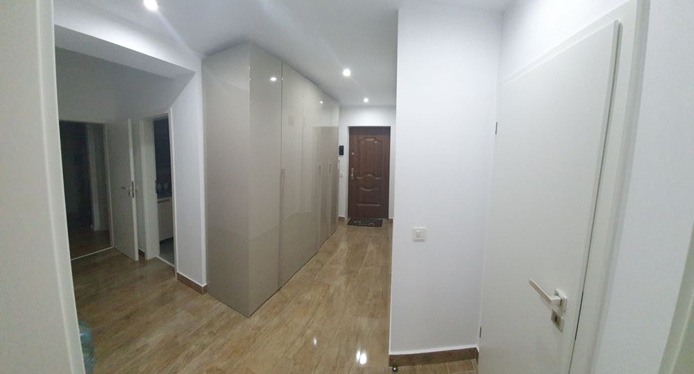Apartament mobilat/utilat 3 camere, 99 mp utili +1 loc parcare.
