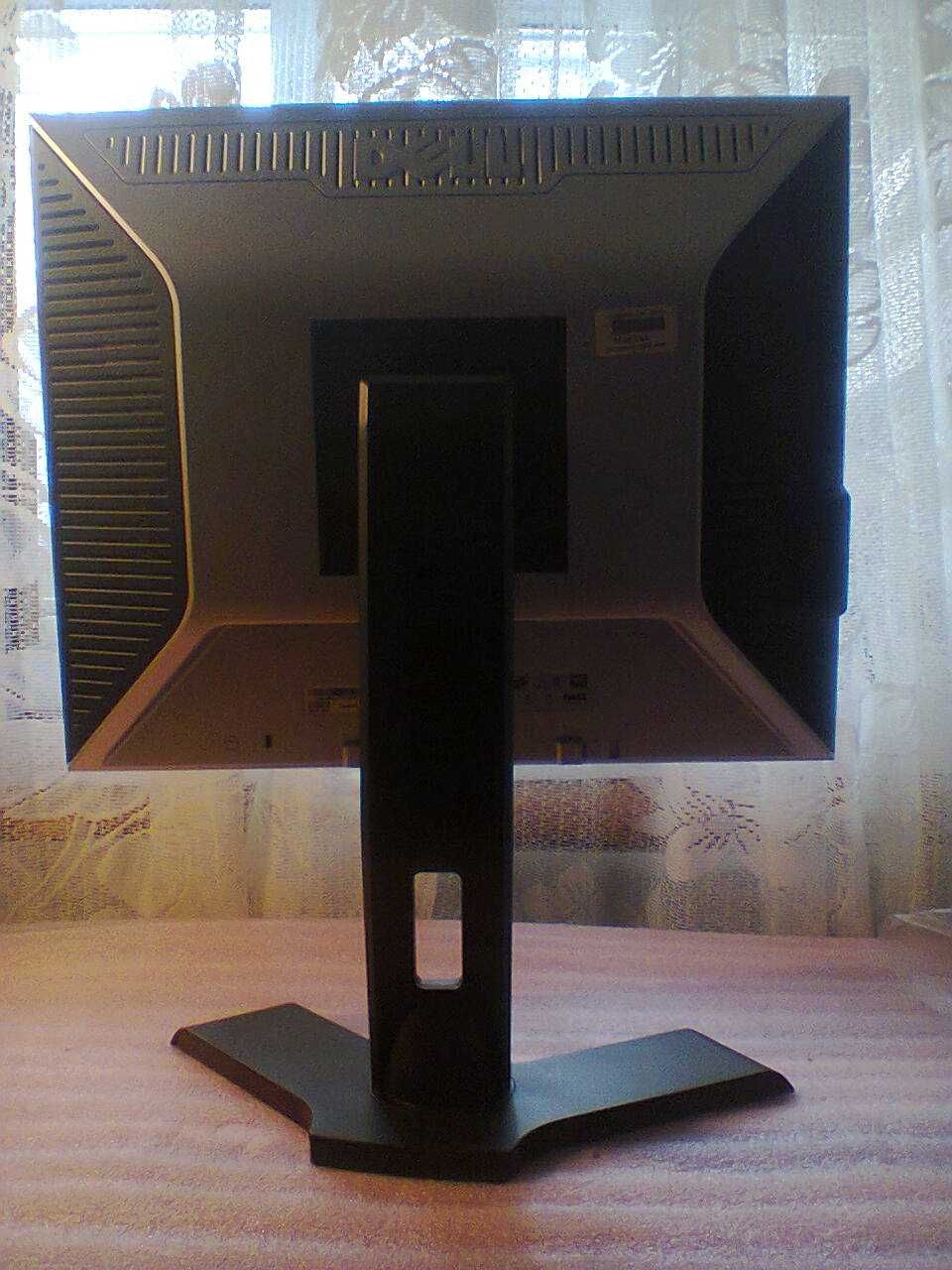 Монитор DELL 1907FPf