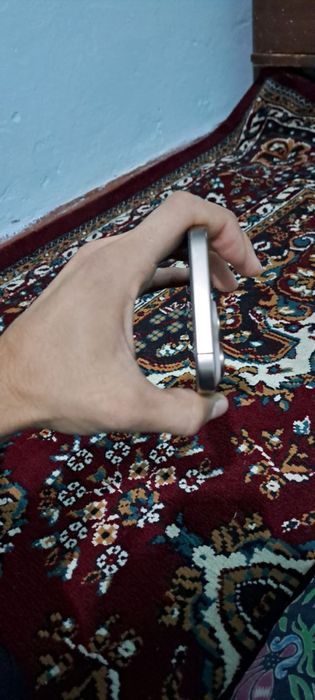 Iphone 16 pro max holati yengi sarapina umuman yoq