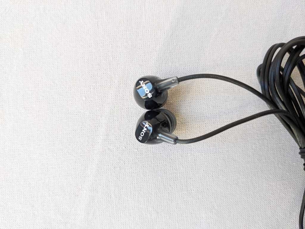 Casti SONY MDR EX15LP cu fir in ear jack NOI dopuri