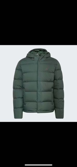 Яке Адидас в София