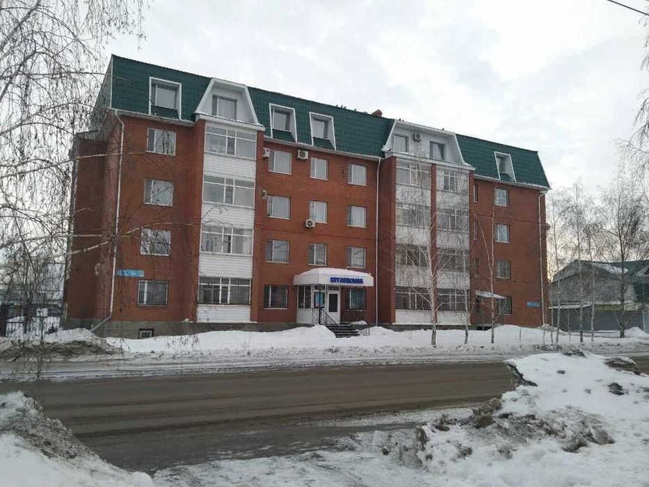 Продам 4 комнатную квартиру