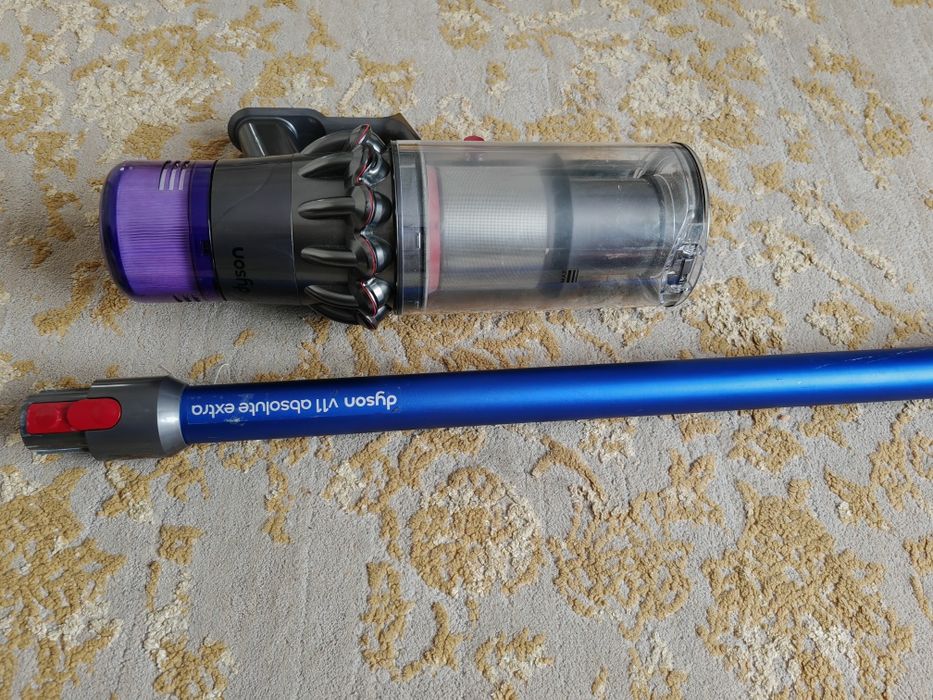 Aspirator Dyson V11 Absolute Extra
