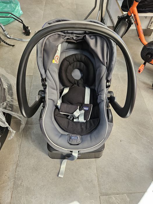 Vand carucior 3 in 1 chicco Active 3