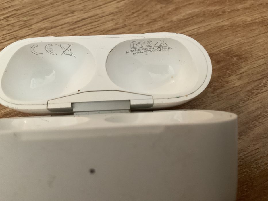 Carcarsa casti apple airpods pro originala