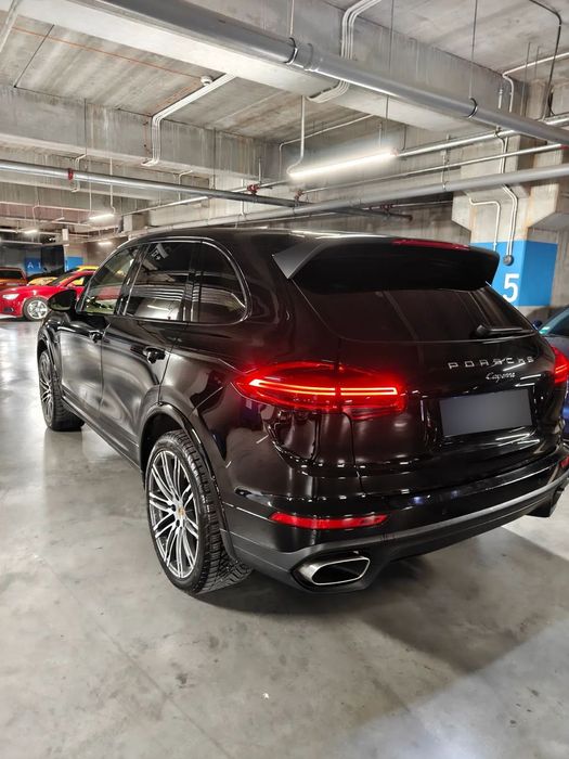 Porsche Cayenne Vand Porsche Cayenne 2017 Platinum Edition