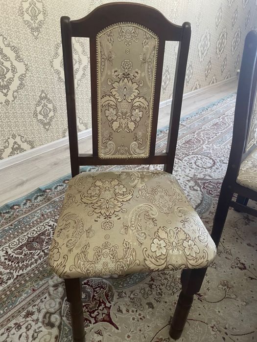 Продам стуля . Есть 14 шт