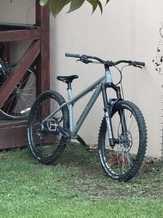Nukeproof scout 275 L