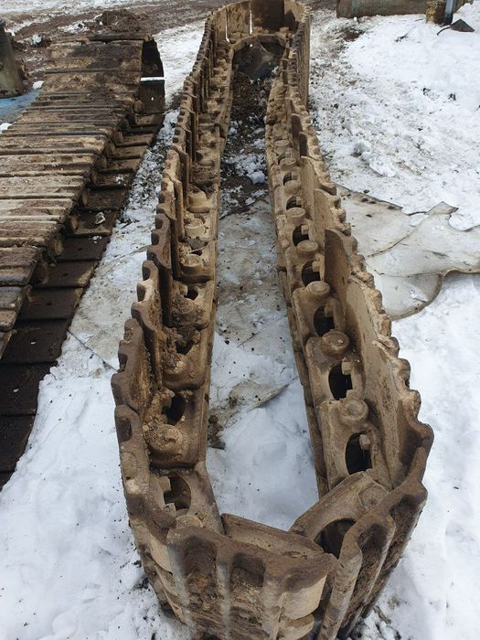 Бульдозер Т130  Экскаватор гусеница