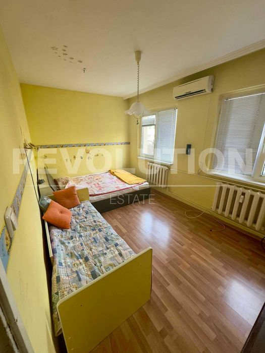 Продава се Тристаен апартамент в Пловдив, Тракия - 86 кв.м за 1489 €/кв.м - Снимка #5