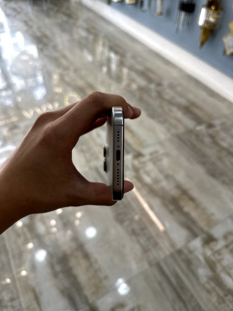 Iphone 15 pro max natural titanium 256 gb