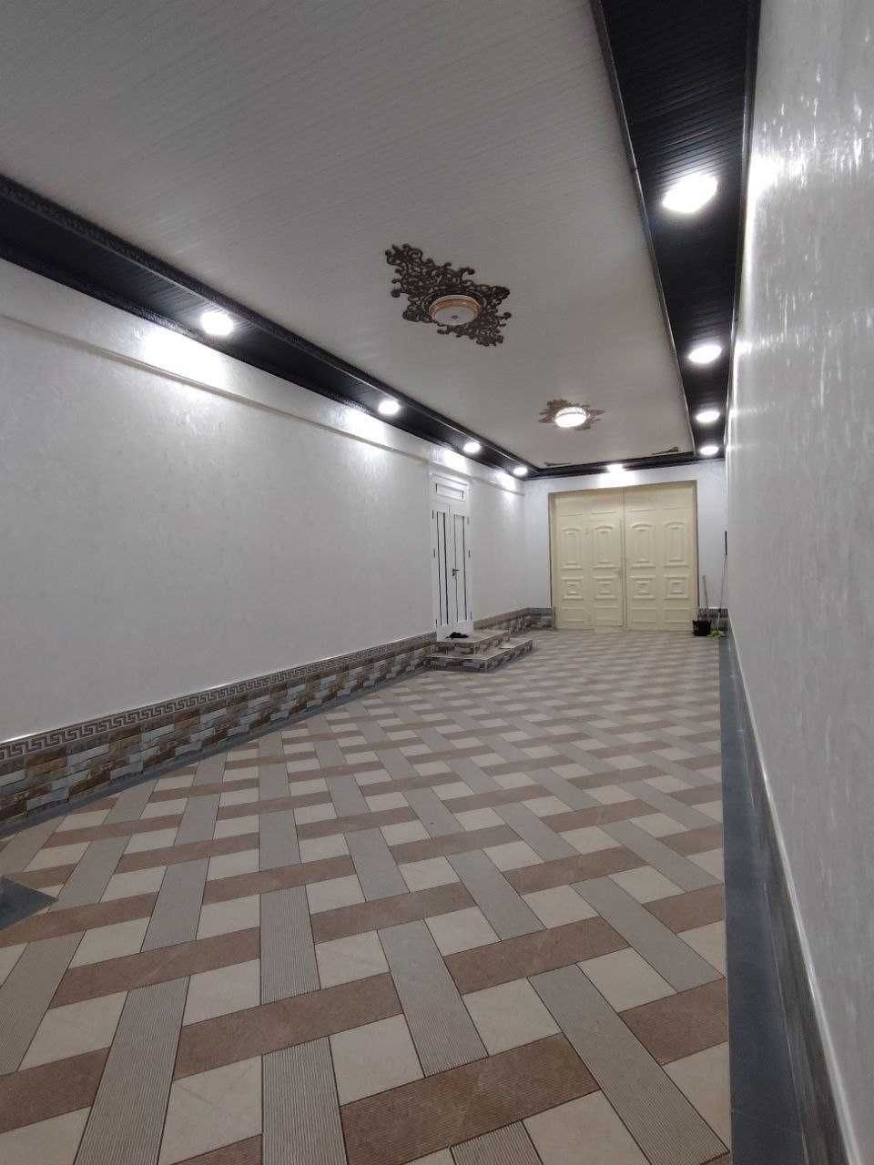 янги 2 каватли ховли, Хужа Соат
