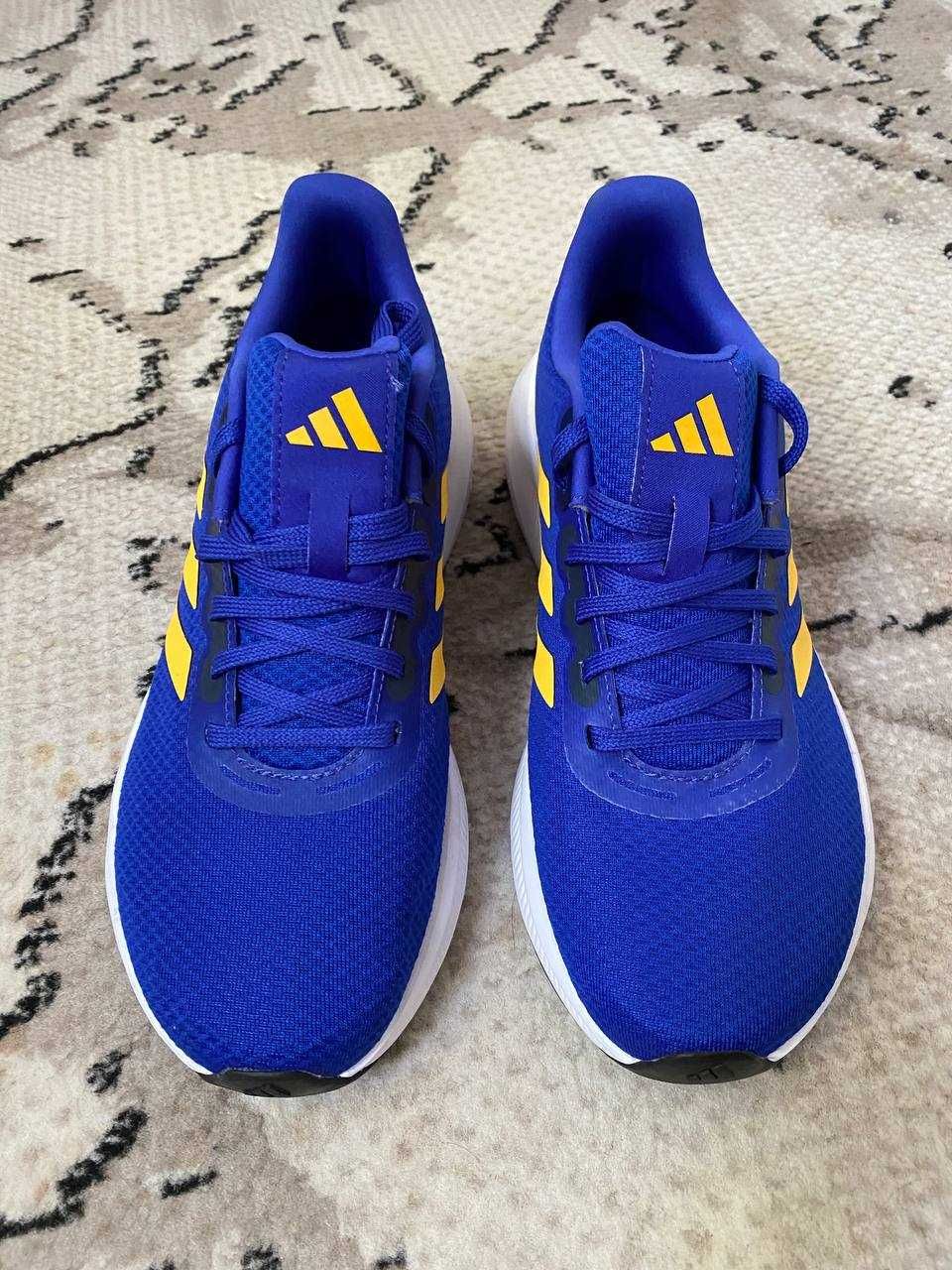 Кроссовки Adidas