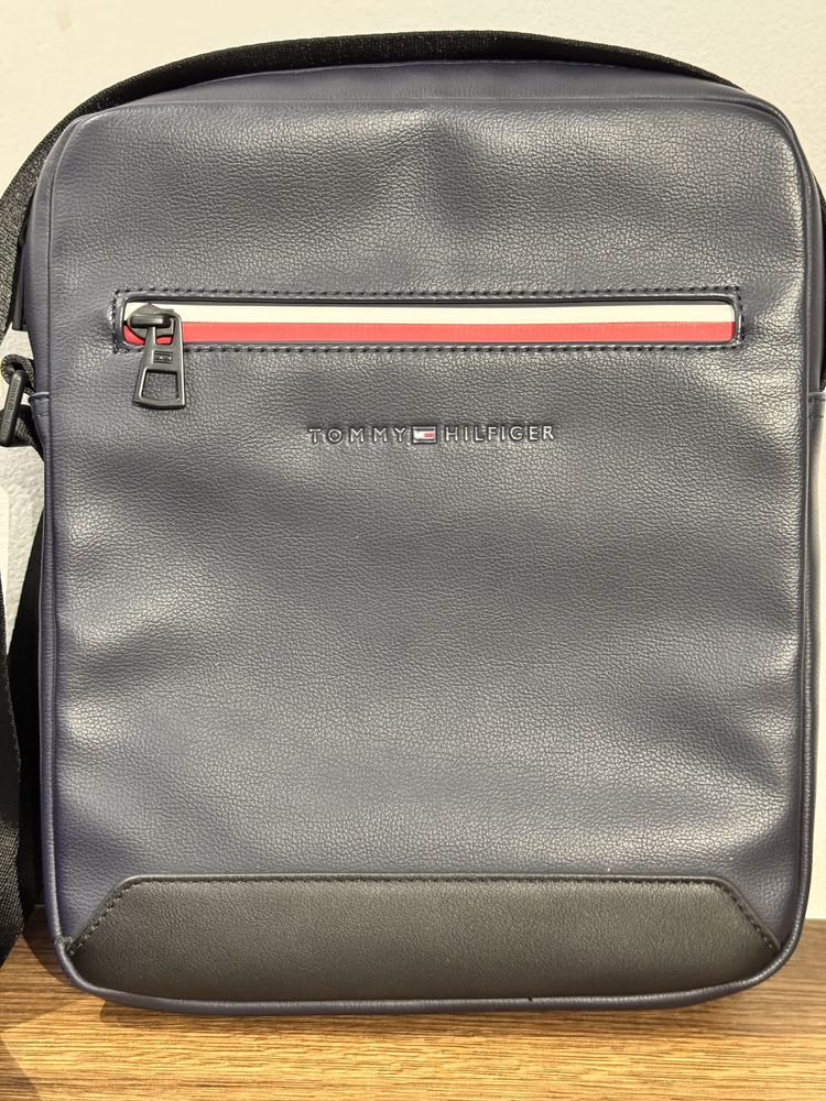 Барсетка Tommy Hilfiger