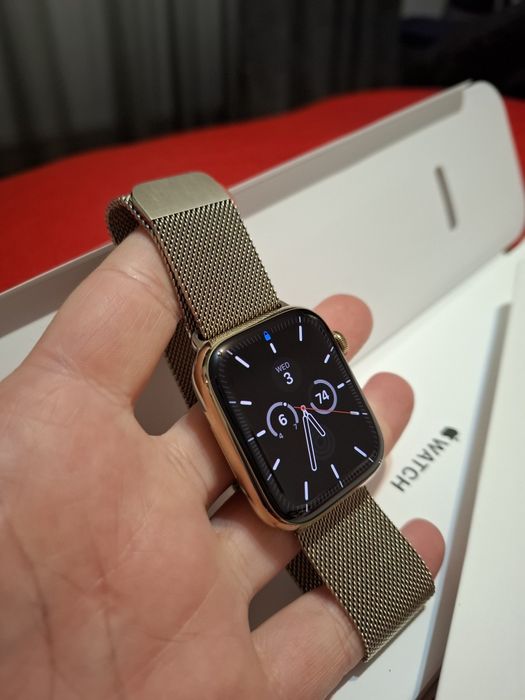 Ceas apple watch seria 8 45mm stainless steel safir