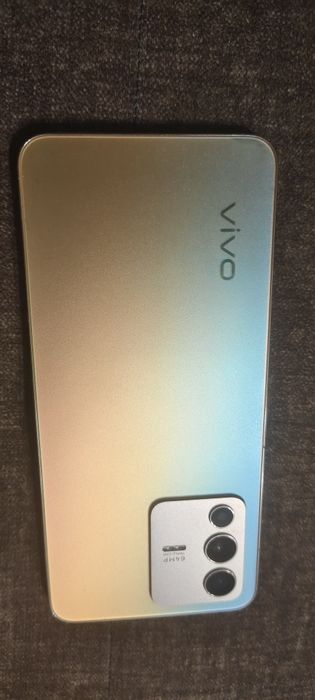 Продам  телефон vivo 23 5G