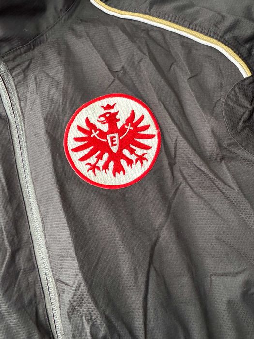 Bluza geaca Eintracht Frankfurt deosebita