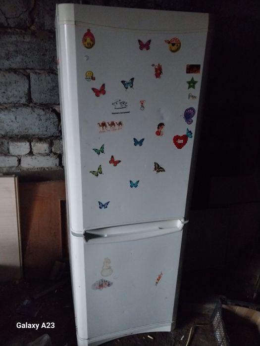 Холодильник Холодильник