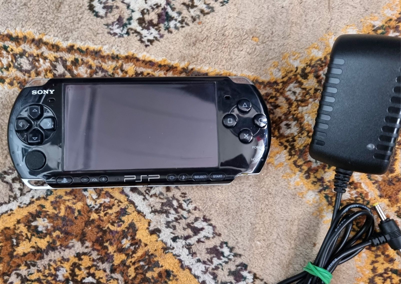 PSP 16 Gb vzlom qilingan