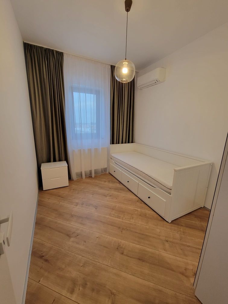 Închiriez apartament 3 camere, complex 4City Pipera
