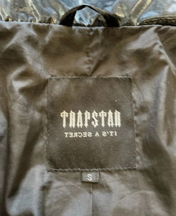 Geaca trapstar .