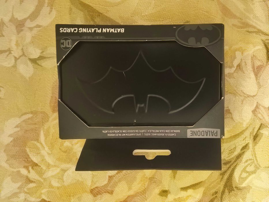 Pachet de carti Batman cutie metalica nou