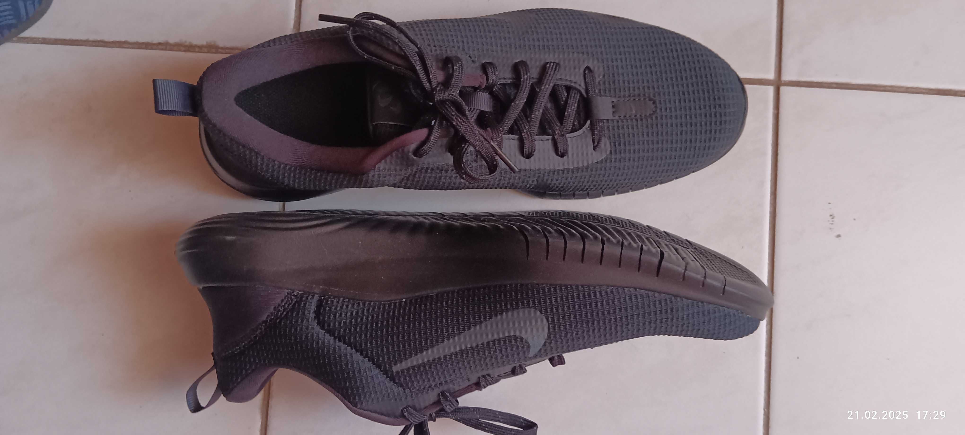 Чисто Нови Маратонки Reebok и Nike