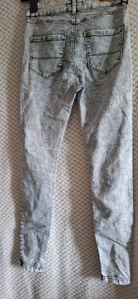 Дамски дънки bershka