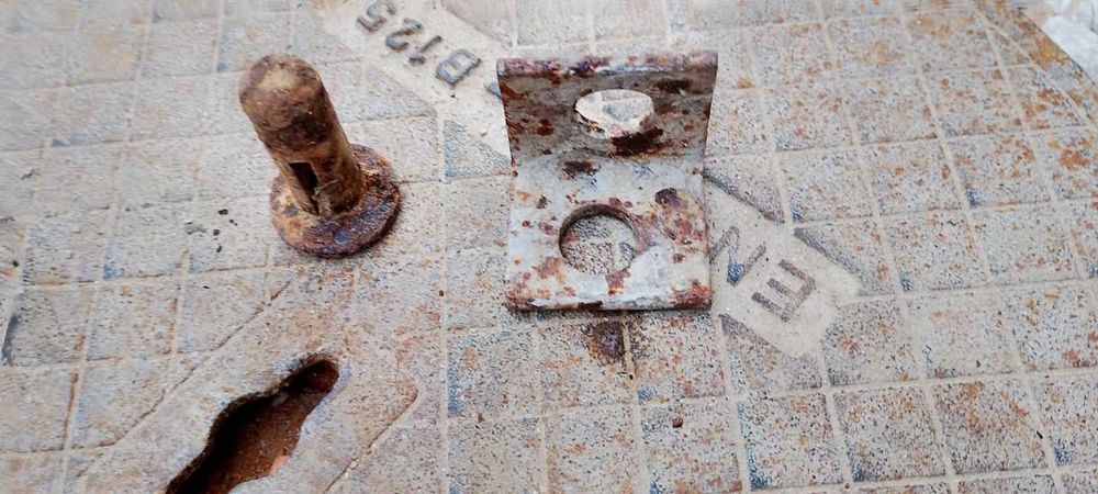 Всички артикули са на отделна цена  по договаряне