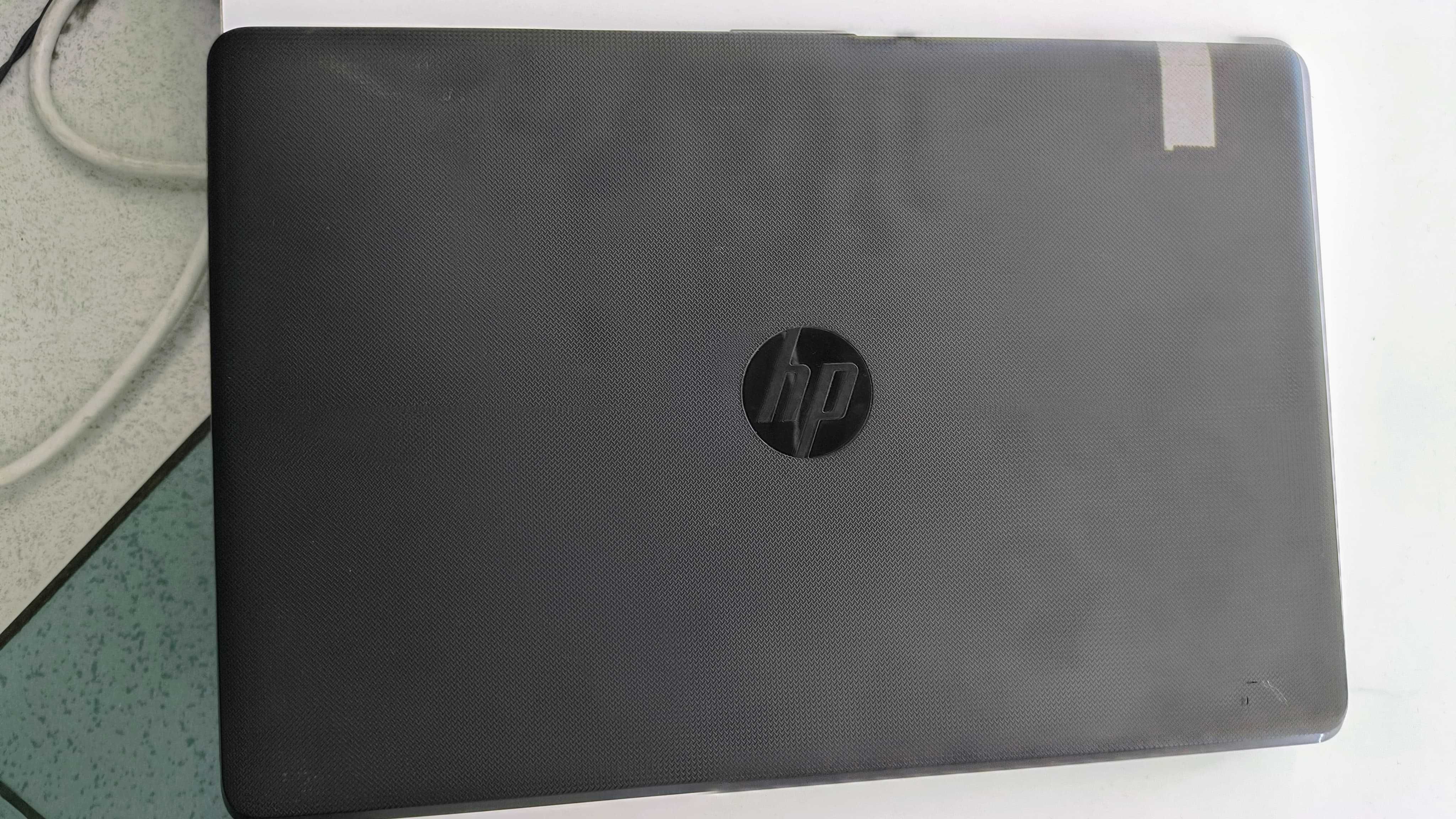 Laptop HP 15-bsO17nq b.22328 (AG 31 Barboi)