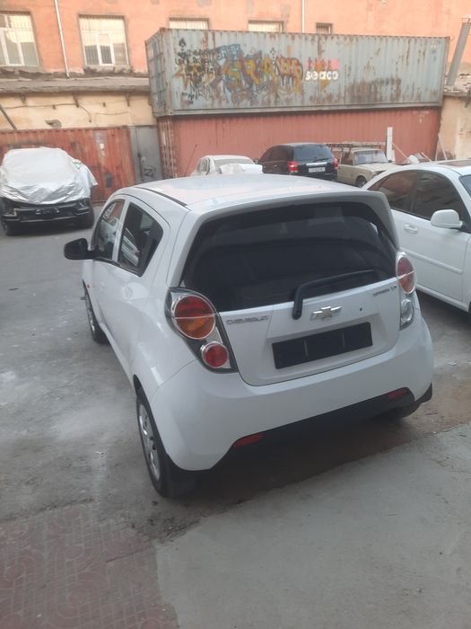 Chevrolet Spark 2011 yil 204.000 km xalol metan gaz 65.l