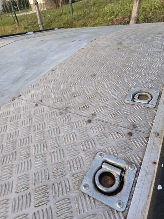 Autoplatforma Iveco automatic