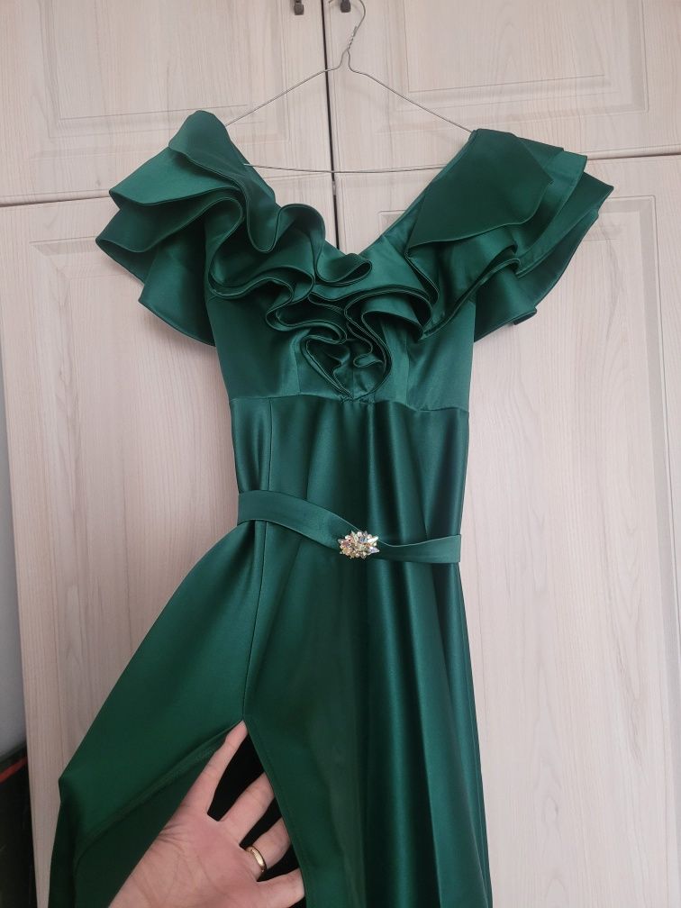 Vând rochie eleganta