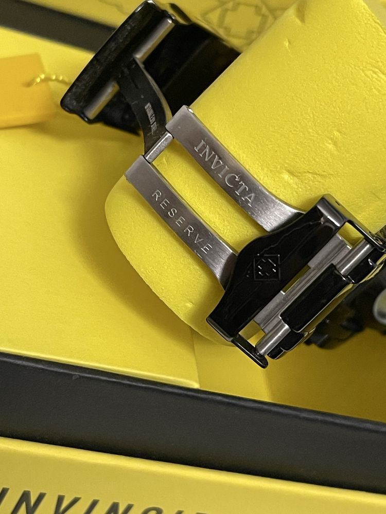 НОВ ЕДИН от 500 броя Часовник Invicta Reserve LIMITED EDITION с ПЕРЛА