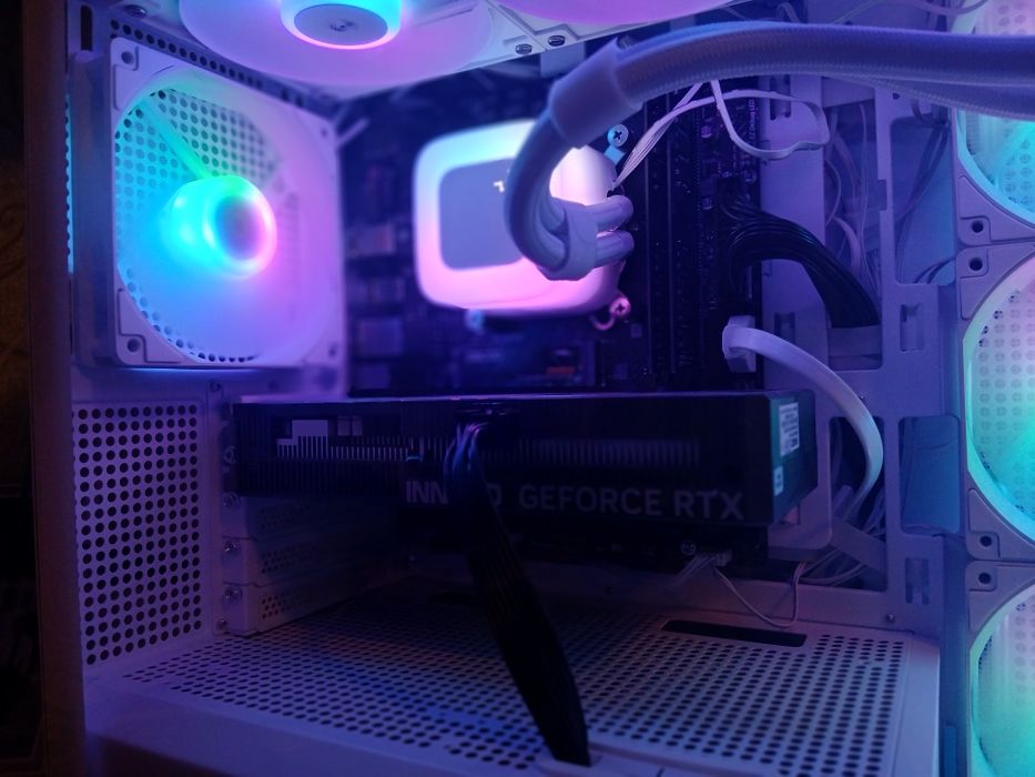 Игровой ПК RTX 5060 / i5-13400F / 16 ГБ / Водянка / RGB