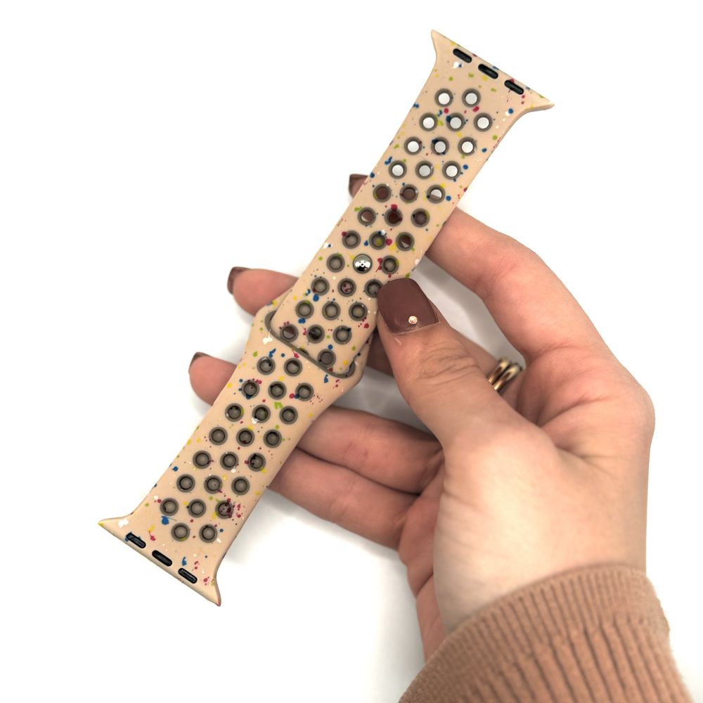 Силиконова каишка с дупки Nike Recycled за Apple Watch